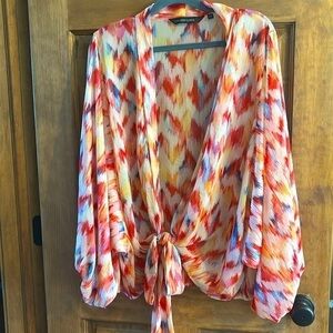 NWOT Colleen Lopez Relaxed Coral & Blue Tie Front Blouse M